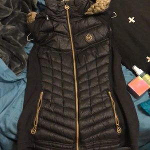 Michael kors puff winter vest with removable hood